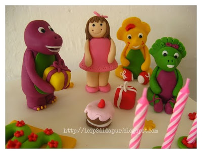 Barney Birthday Cake on Barney And Friends Birthday Cakes