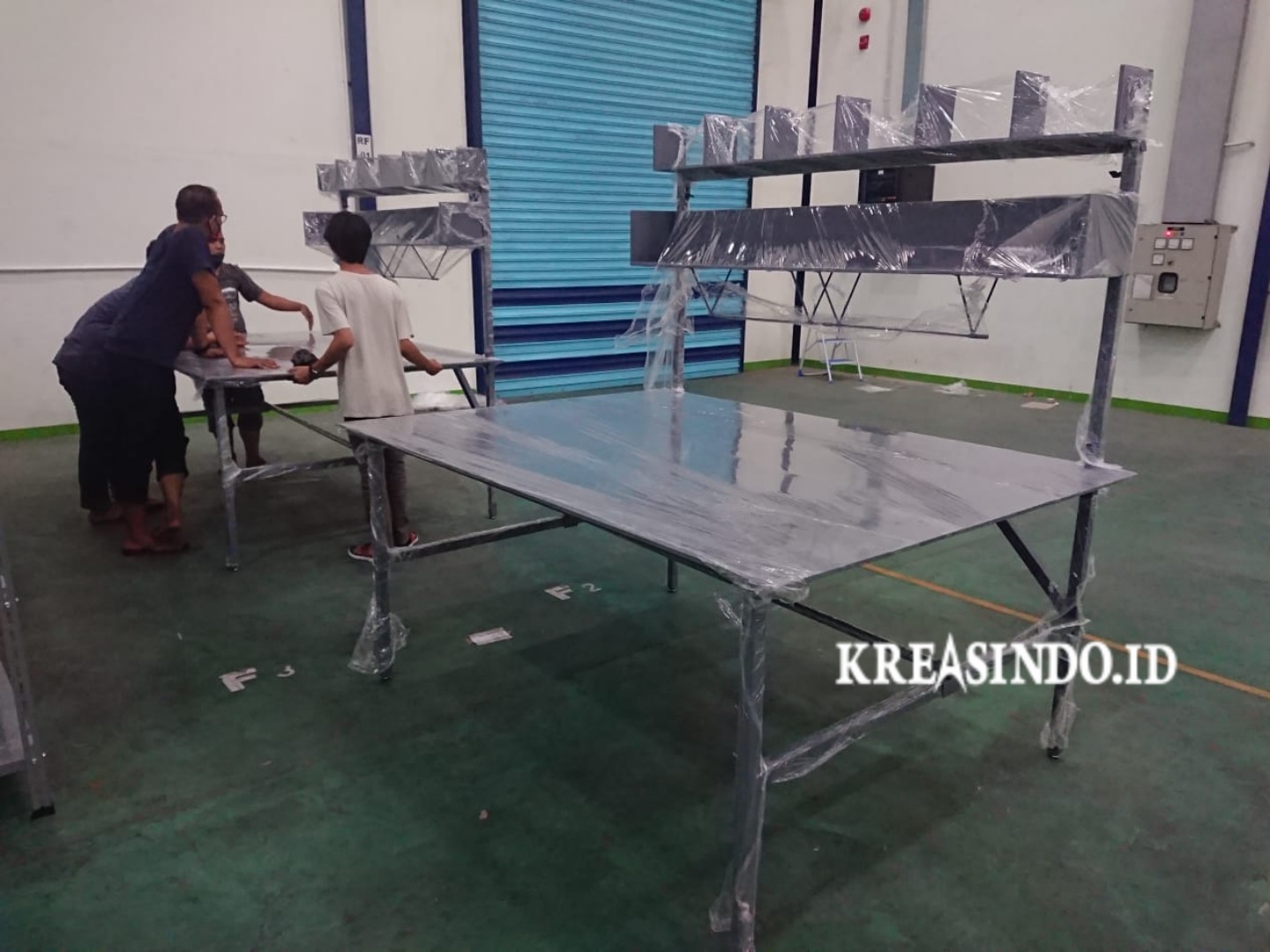 Meja Packing Besi pesanan PT Swift Logistcs Solutions di Surabaya