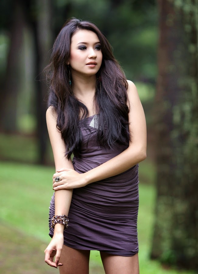 Foto Hot Model Bandung Cantik Dany, Winny Valensia 
