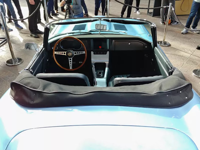 Up close with the gorgeous Jaguar E-type Zero