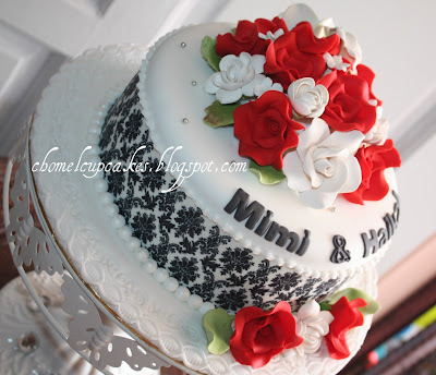 Damask Wedding Cake Nurie