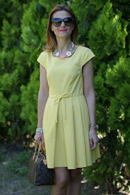 Yellow dress, Louis Vuitton Speedy 25 monogram, Fashion and Cookies