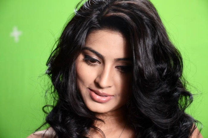 Tamil Actress Sneha Latest Cute Photo Shoots Gallery Photoshoot images