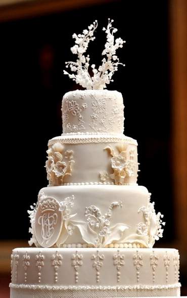kate middleton wedding cake. Wedding cake, which was