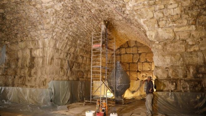 Arqueólogos israelenses descobrem 'anfiteatro perdido' em local emblemático da Terra Santa