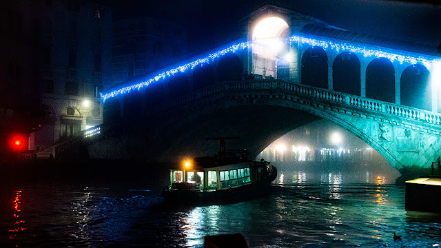 Venise dans la brume en hivers | Venise italie