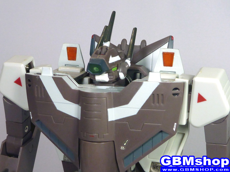Super Dimension Fortress Macross The Masterpiece Collection YF-1R VF-1R Battroid Mode
