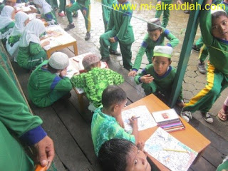 lomba mewarna mi al raudlah