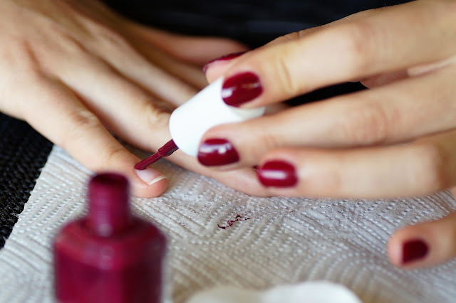 DIY Valentine's Day Nail Ideas