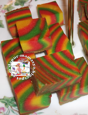 Dapur Mamasya: Puding Roti Pelangi (Kukus) & Morning 