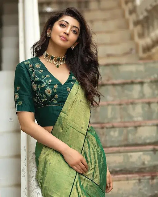 Pranitha Subhash green saree