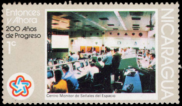 Nicaraguan Postage Stamp NI-1029 The 200th Anniversary of the Independence of the USA Houston Space Center 1 centavo 1976