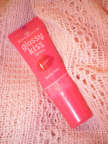 essence | GLOSSYKISS LIP BALM | BERRY KISS 