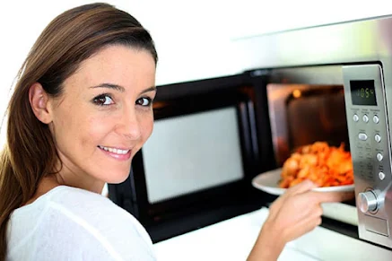 5 Health Risks of Microwaves: How Safe Is Your Microwave?