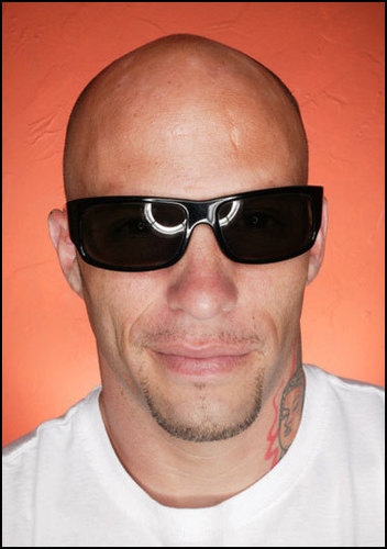 DOWNLOAD HOT HOLLYWOOD WALLPAPERS FREE Ami James top gallery 2011 with hot