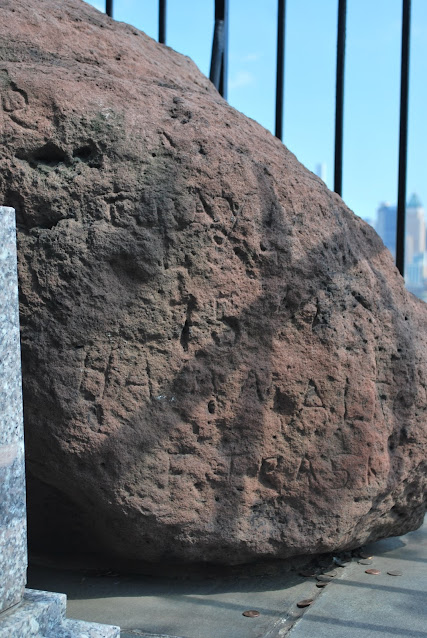 Statue of Hamilton in Weehawken Duel Ground