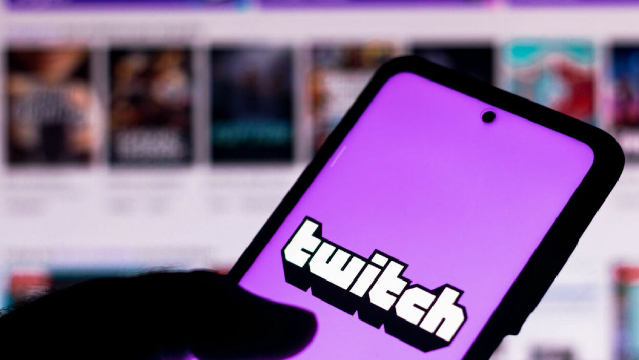Twitch: Streamer ganha mais de R$ 1 milhão por mês só de inscrições mas  ainda inveja colegas por não ter 3 coisas simples