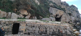 Varadero de barcas en la cala Sant Llorenç