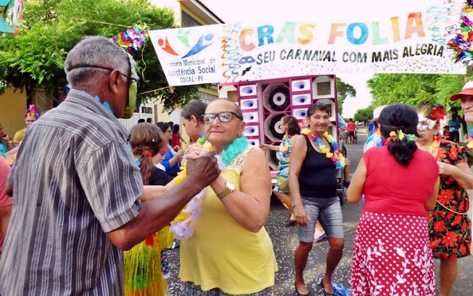 Idosos de Cocal animam carnaval do CRAS Folia