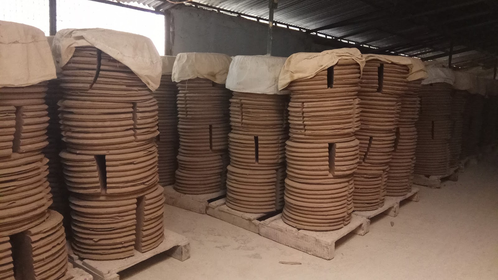 Galih Jalu Saputra Pembuatan Saggar Keramik 