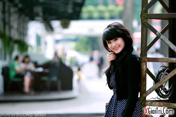 Khánh Chi xinh tươi