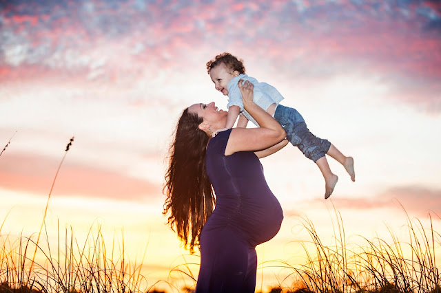 Maternity photographers Oahu