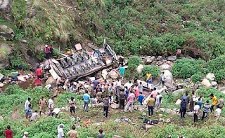 bus-accident-48-dead-in-paudi