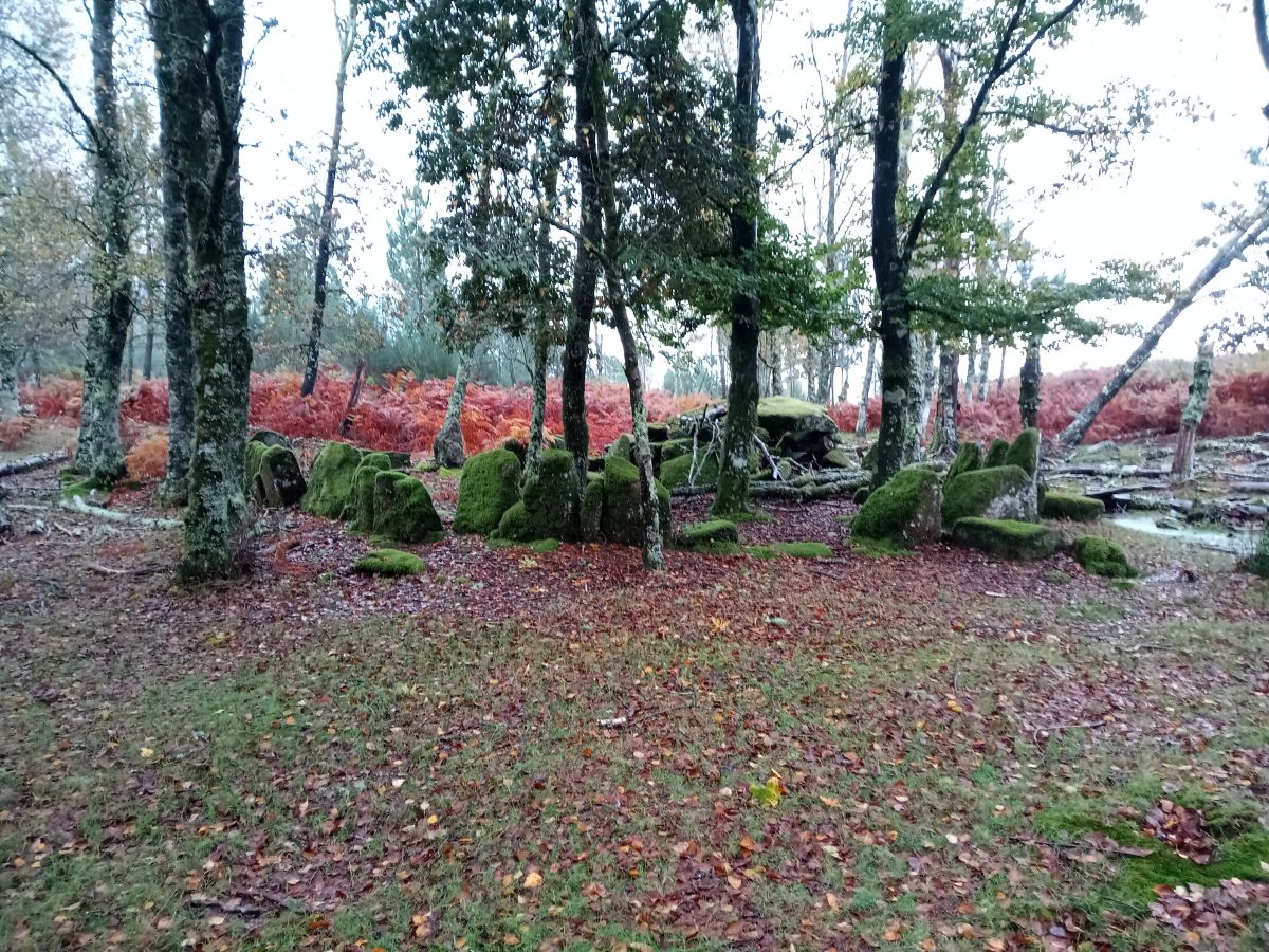 Cromlech dolmen