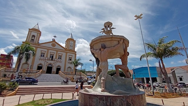 Paróquia Jesus, Maria e José em 186 anos teve 32 padres titulares e 20 padres e frades cooperadores