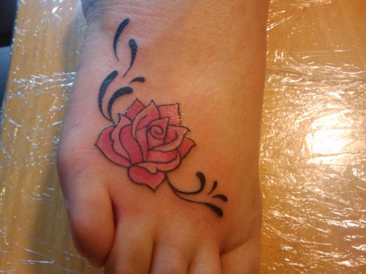 Rose Tattoo Designs For Women small rose tattoo