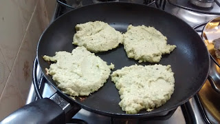 PÃOZINHO ASSADO NA FRIGIDEIRA: TROQUE OS CARBOIDRATOS SIMPLES PELOS COMPLEXOS E GANHE QUALIDADE DE VIDA