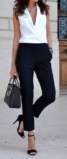 white and black office outfit idea / bag + v-neck shirt + pants + heels