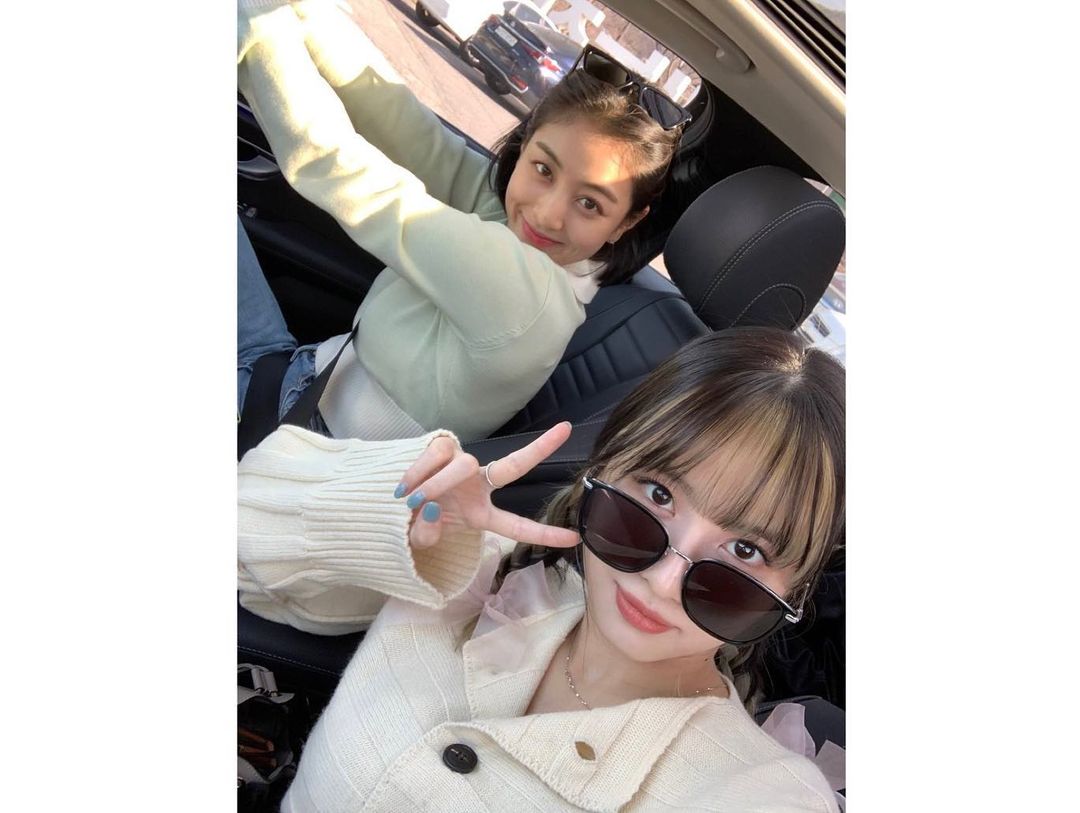 twicetagram_20220615_11.jpg