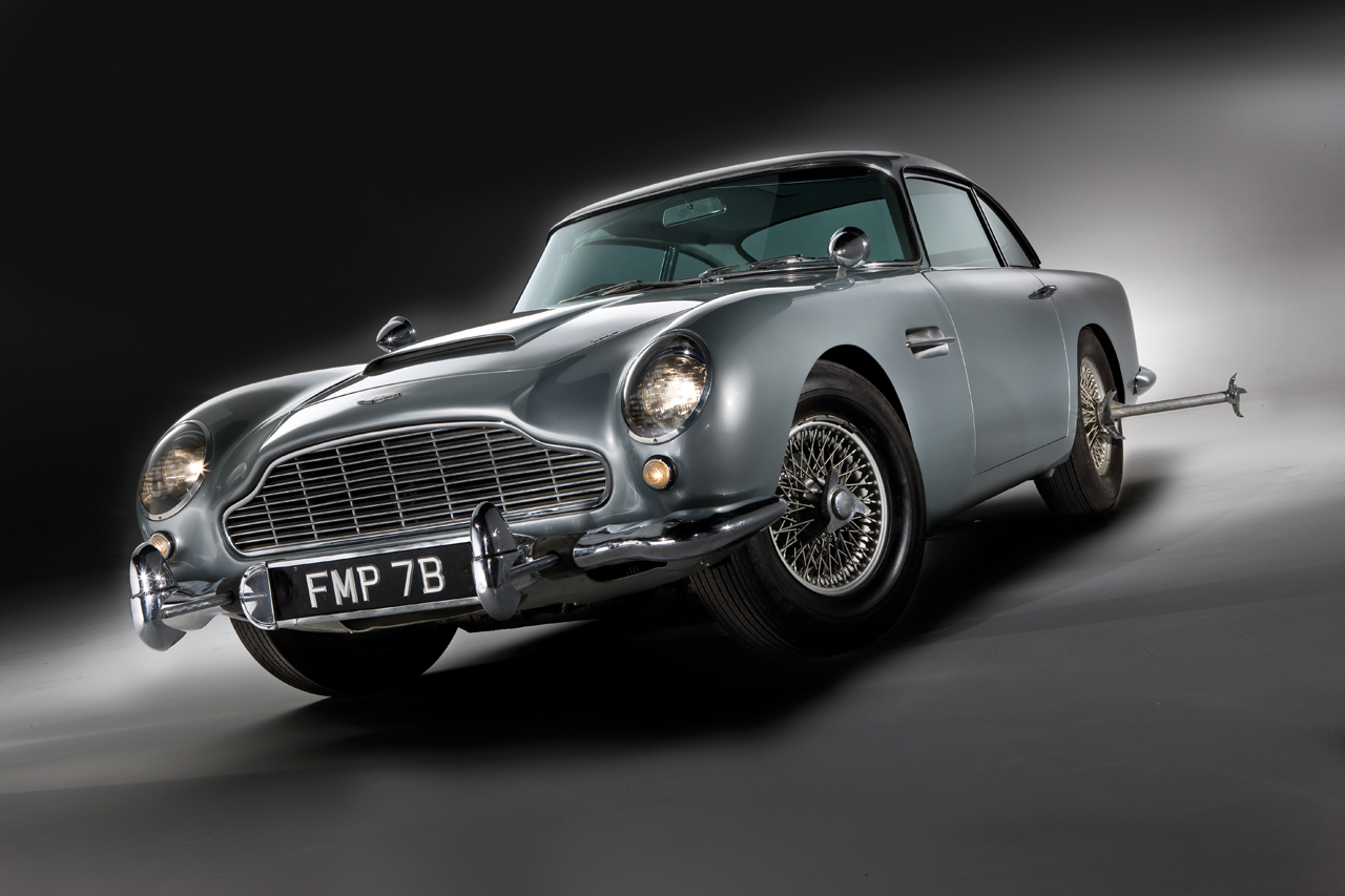 © Automotiveblogz: Aston Martin DB5 rejoining James Bond franchise for