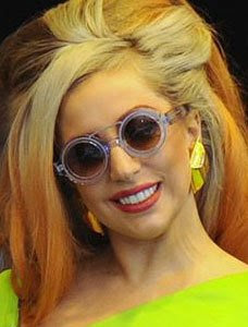 Lady Gaga Siap Hormati Budaya Indonesia [ www.BlogApaAja.com ]