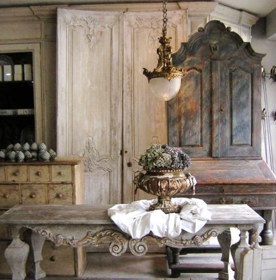 french vintage furniture