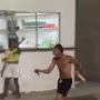 Em Cruz das Almas, jovem fica com a mão gravemente ferida após explosão de espada