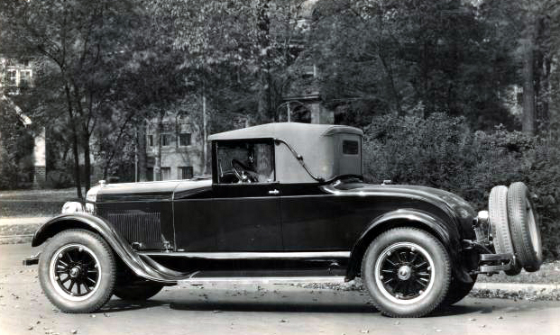 1925 Lincoln club roadster with body by LeBaron