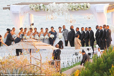 neyo and Crystal Renay wedding ceremony pictures