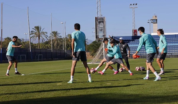 Málaga, entrenamiento con lesión de Manu Molina