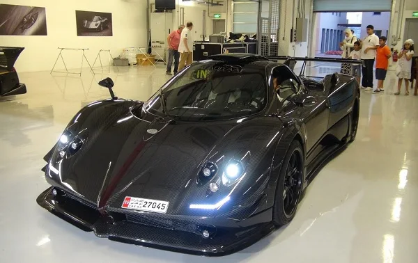 Pagani Zonda 760