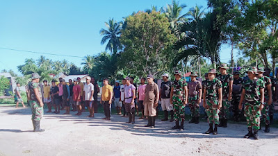 Anggota Satgas TMMD Ke-120 Kodim 1508/Tobelo Awali Kegiatan Dengan Apel Pagi Bersama Masyarakat