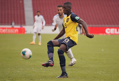 moisés caicedo jugador de la selección de ecuador