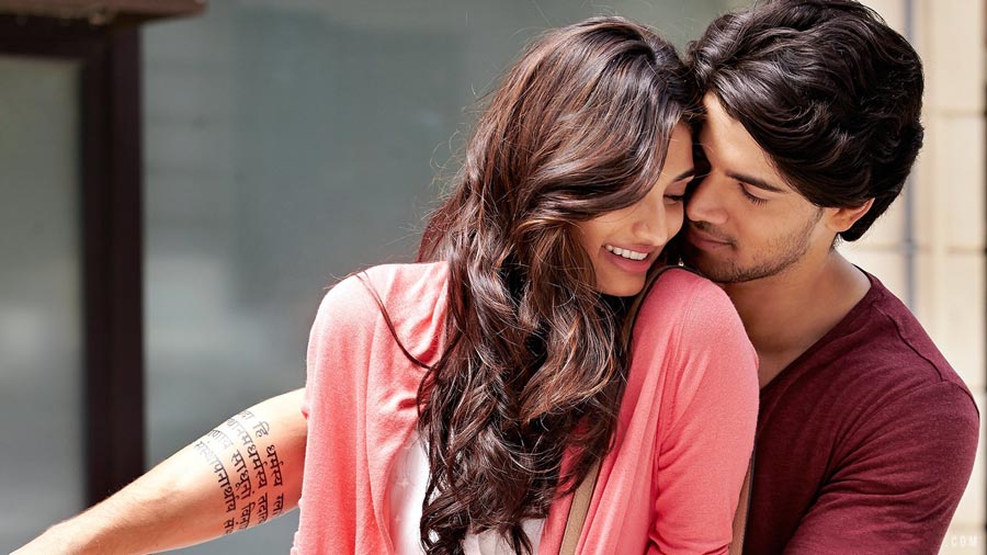 Romantic Bollywood Movie Couple Wallpaper