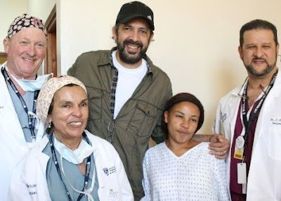 Foto de Juan Luis Guerra en su Fundación