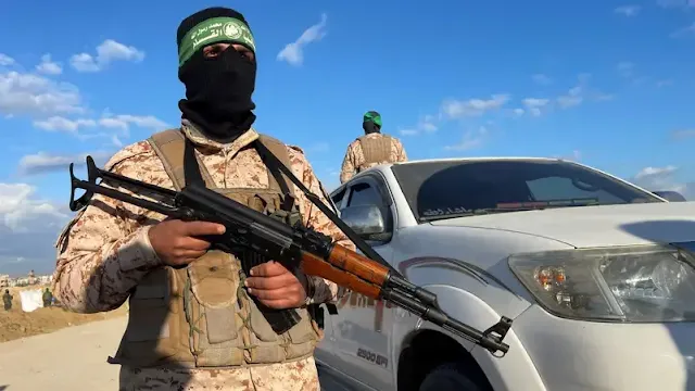 تبادل الأسرى، إسرائيل وحماس، معبر رفح، هدنة غزة، الصليب الأحمر، الأسرى الفلسطينيون، اتفاق وقف إطلاق النار، قطاع غزة، الجيش الإسرائيلي، كتائب القسام.