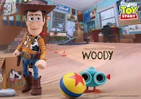 Hybrid Metal Figuration Series Woody de "Toy Story" - Herocross