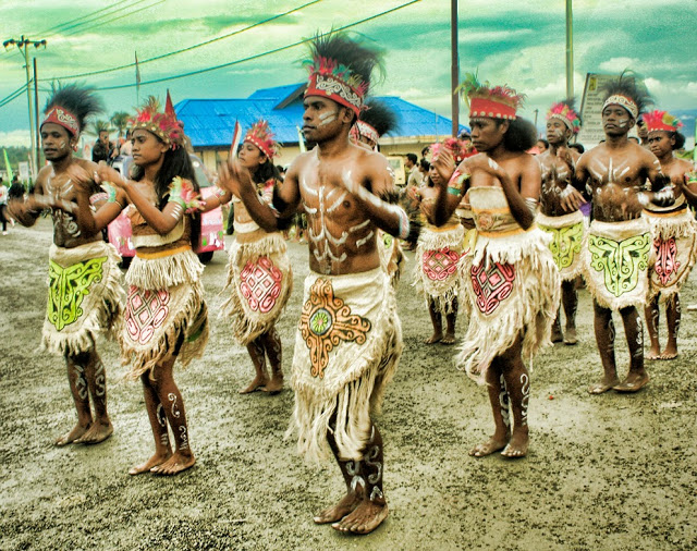 Inspirasi Terkini 25 Kostum Tari Sajojo Papua