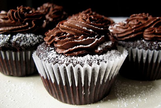 chocolate cupcakes