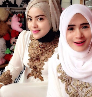 Style Hijab Kondangan Simple Gaya Terbaru Paling Disukai Wanita  Model Baju Busana Muslim Terbaru